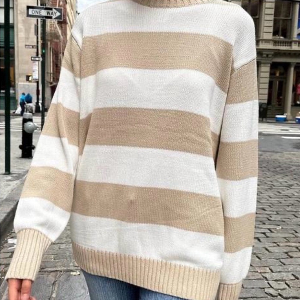Brandy Melville Sweater